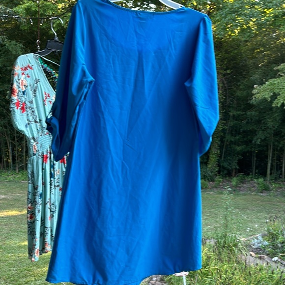 Bundle of Green/Blue Dresses size L - Picture 6 of 11
